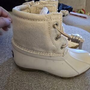 * Sperry size 9M duck boots, tan, good condition, some scuffing